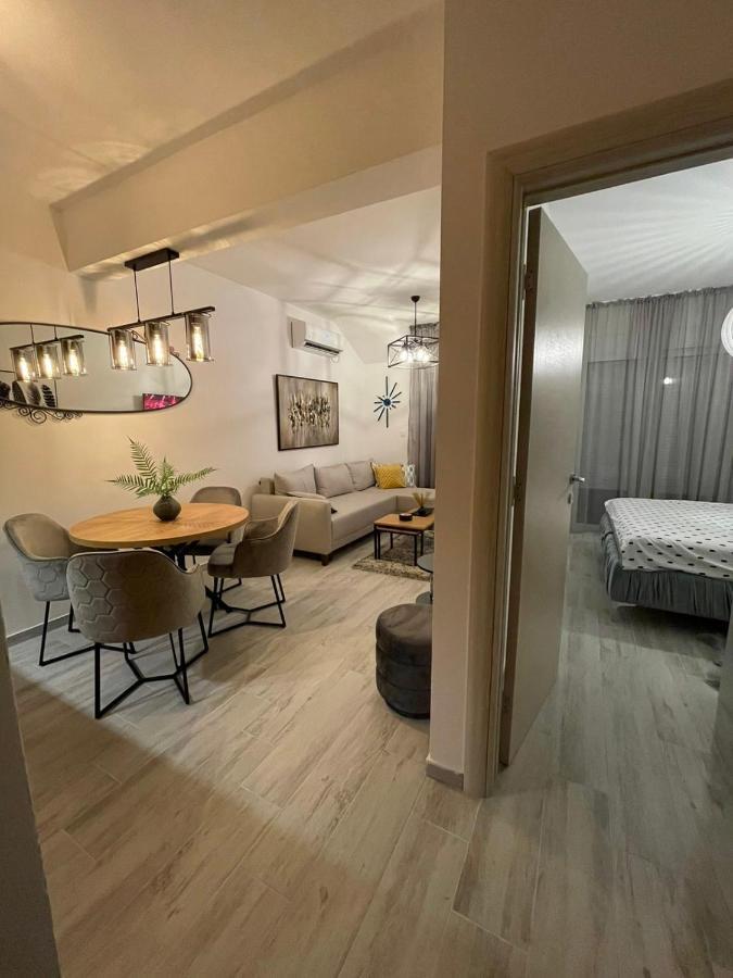 Apartment Blue Berry *